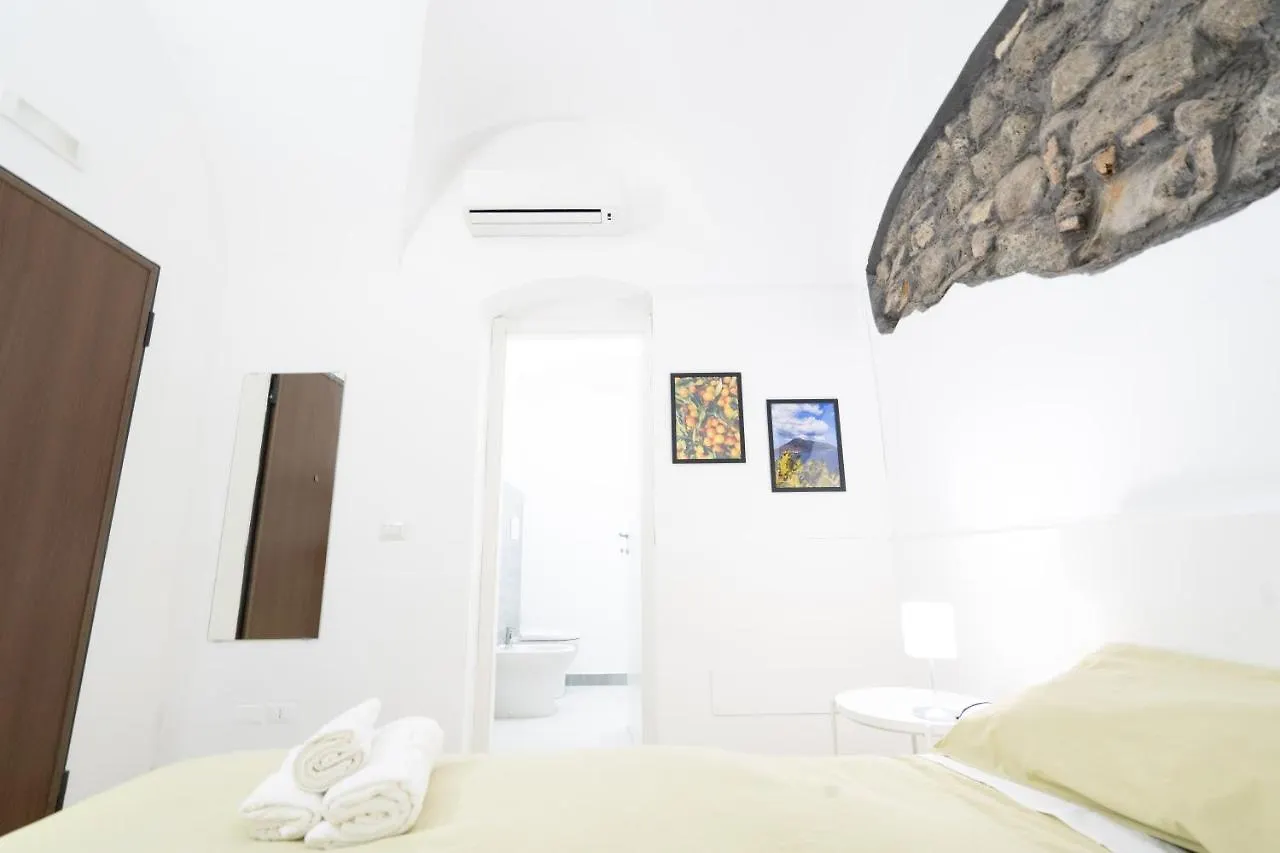 Be Happy Rooms Κατάνια