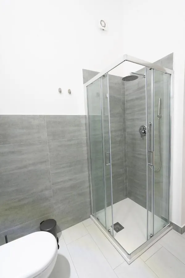 Bed and breakfast Be Happy Rooms CTA Italia
